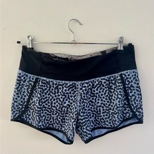 Lululemon shorts size 8